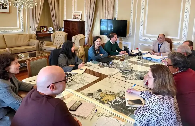 Imagem da reunião entre a Universidade do Algarve e o executivo municipal de Portimão.